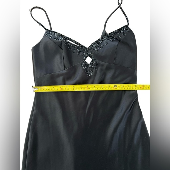 LN Dave & Johnny Laura Ryner Slip beaded gown dress black Christmas 10 11 12 - Picture 8 of 11